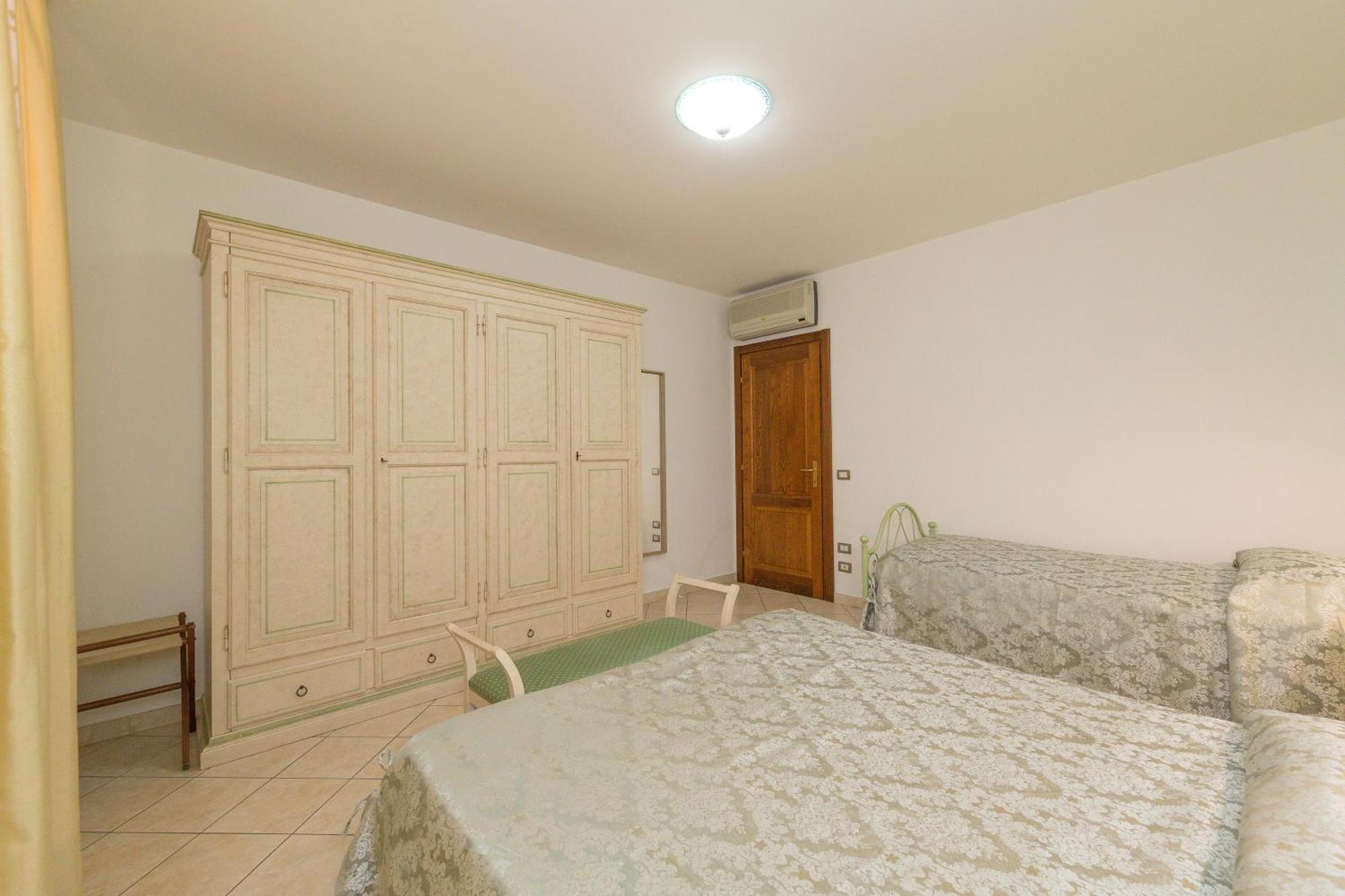 Il Girasole - Ginestra Villa เวนตูรีนา แตร์เม ภายนอก รูปภาพ