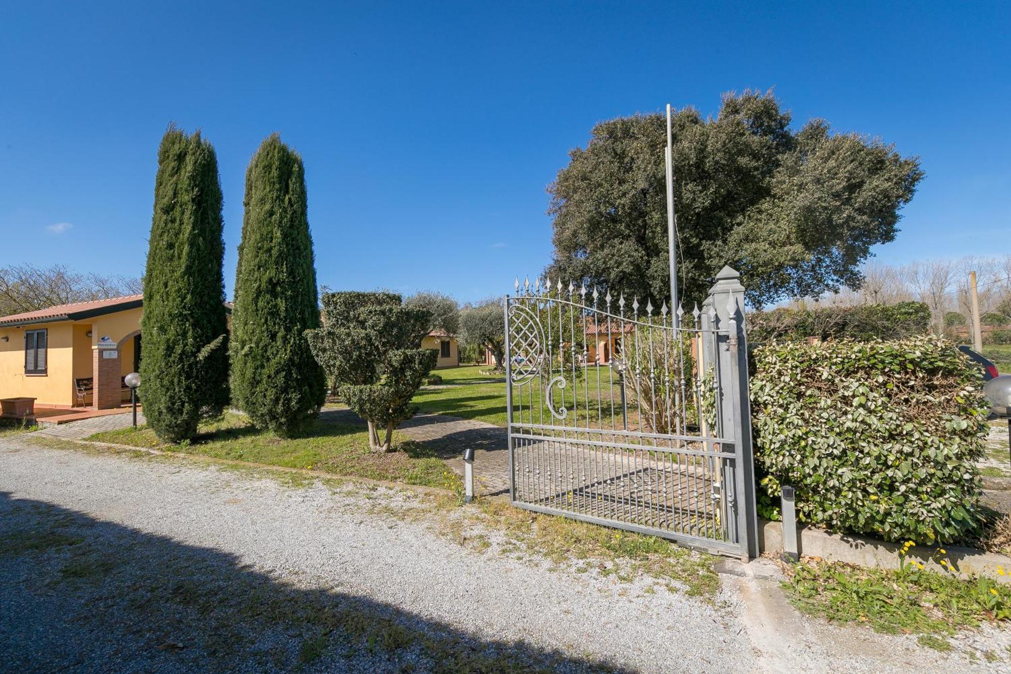 Il Girasole - Ginestra Villa เวนตูรีนา แตร์เม ภายนอก รูปภาพ